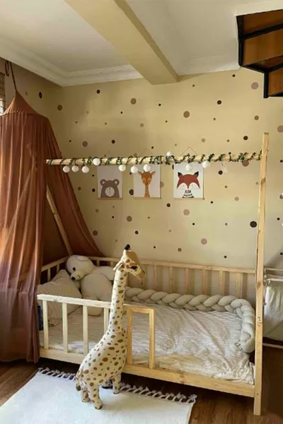 Lit Montessori pour bébé et enfant unisexe en bois naturel