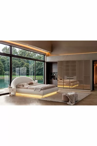 Marle Full Mirror Bedroom Set