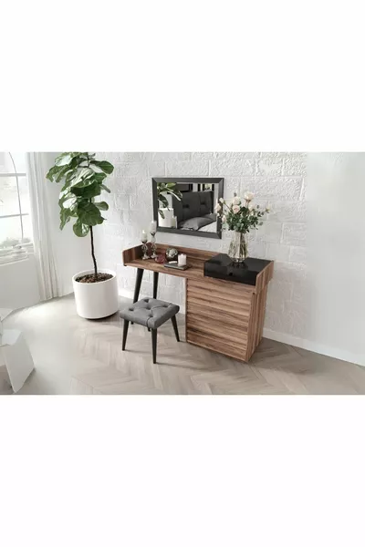 Cotta Brown Dresser