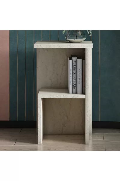 Table de chevet et table d'appoint moderne Roisin en travertin