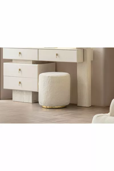 Setra Dresser