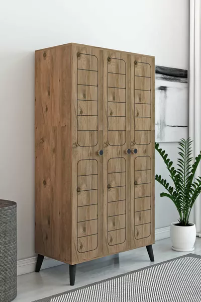 Armoire à vêtements Atlas à 3 portes et modèle de garde-robe rayé
