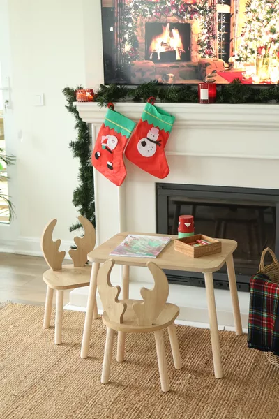 The Deer 1 table + 2 chaises (ensemble table et chaises pour activités Montessori pour enfants)