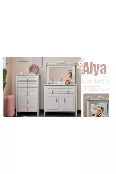 Alya Dresser