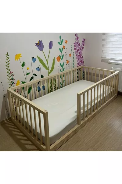Montessori Natural Baby and Children's Crib with Thick and Rounded Slats