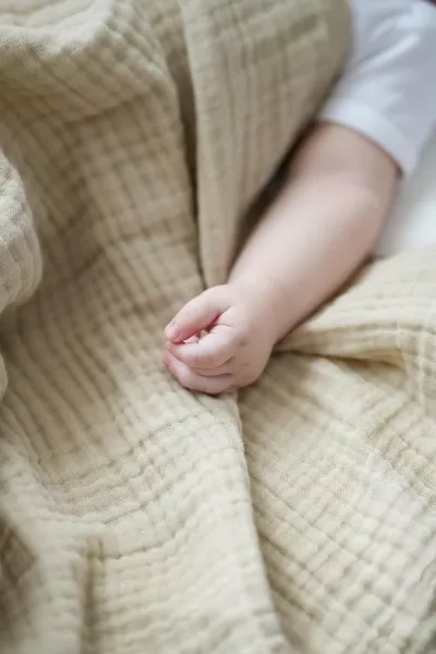 Minuche Müslin Bebek Kundak Örtüsü  cm -% Pamuk 4 Kat Müslin Bebek Battaniye (Bej)