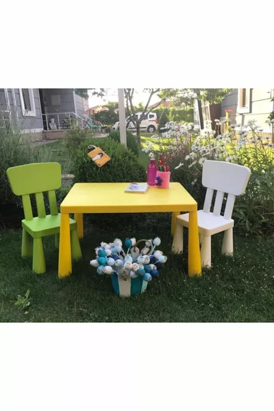 Tavolo per bambini Mammut giallo con set di sedie verde-bianco