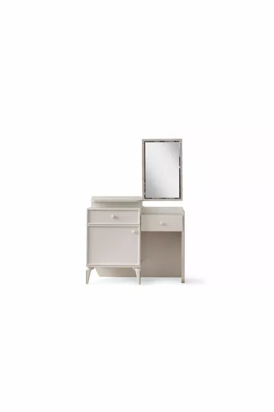 Preta Dresser
