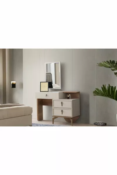 Moun Dresser