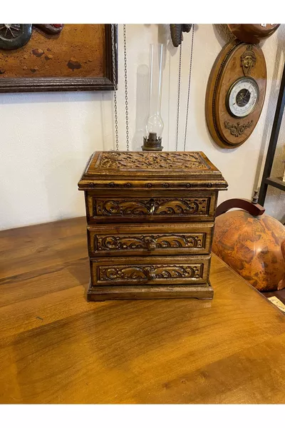Coffre à deux tiroirs avec miroir et serrure en bois, hauteur cm