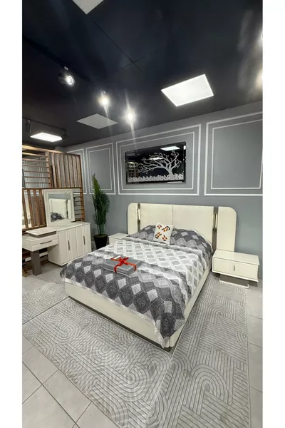 Ensemble de chambre à coucher Milda Modèle