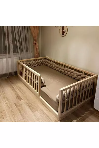 Montessori Natural Baby and Children's Crib with Thick and Rounded Slats