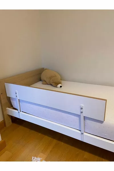 - Houten bedhek