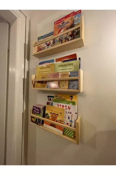 Libreria decorativa in legno per bambini
