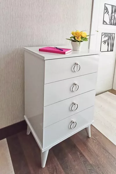 Demopa - Zilverkleurige ladekast met 4 lades