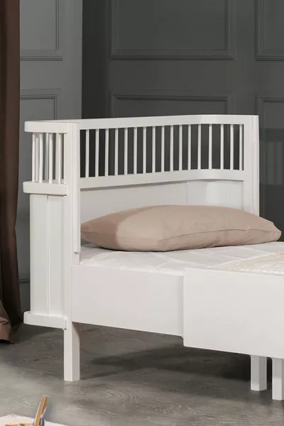 MDF-Kinderbett, Trendwachsendes Bett - Weiß, 1 Stück Komfortmatratze