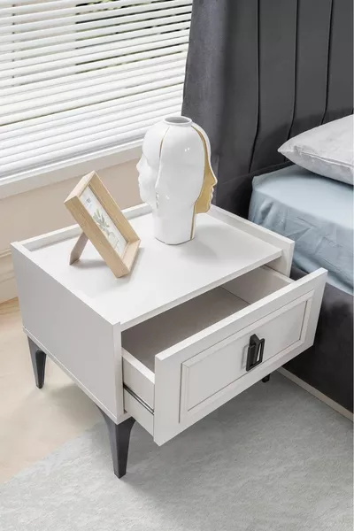 Lenta Nightstand
