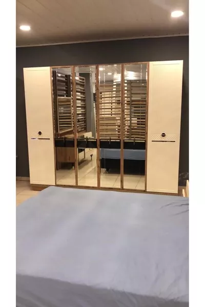 Nivemeshome Şahlan Yatak Odası Takımı